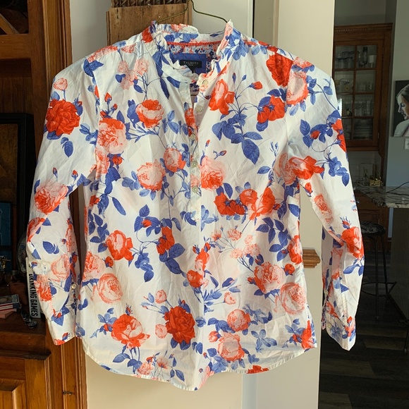 Talbots petites‎ turn up cuff floral button down. Worn 3x - Picture 1 of 6